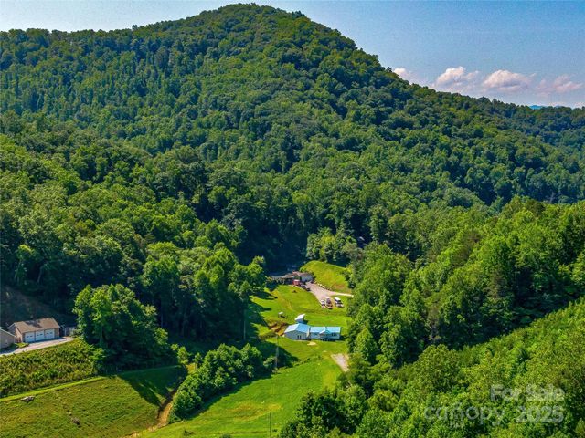 471 Claude Cook Road, Sylva, NC 28779