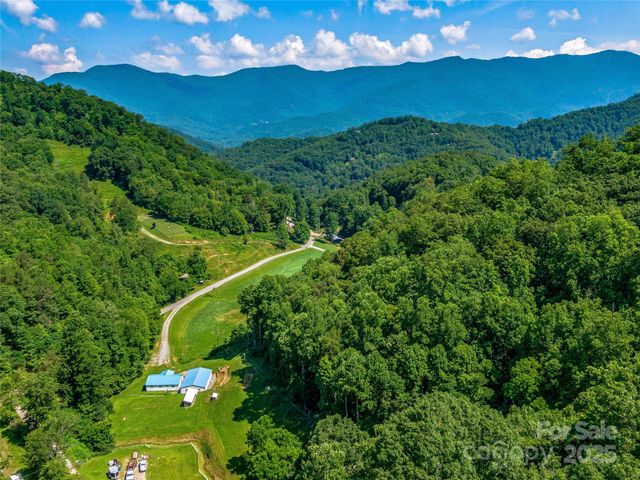 471 Claude Cook Road, Sylva, NC 28779