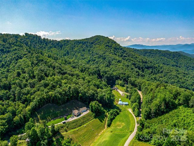 471 Claude Cook Road, Sylva, NC 28779