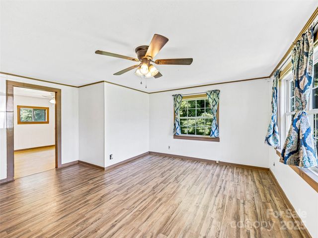 471 Claude Cook Road, Sylva, NC 28779