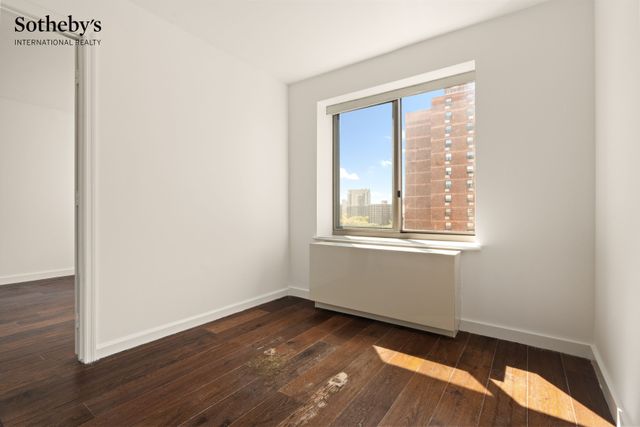 300 W 135th St Apt 10H, New York City, NY 10030