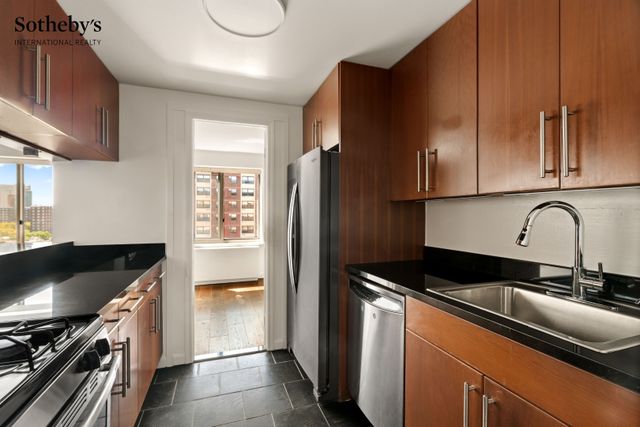 300 W 135th St Apt 10H, New York City, NY 10030