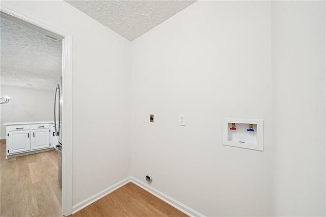 1020 Laurel Lake Drive, Ball Ground, GA 30107