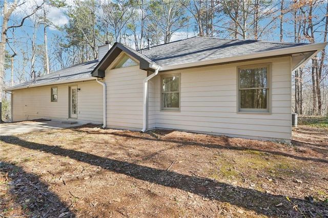 1020 Laurel Lake Drive, Ball Ground, GA 30107