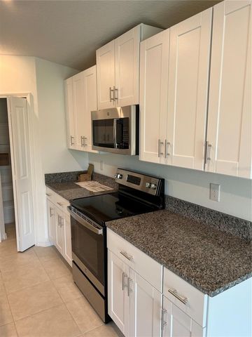 12796 WESTON OAKS LANE, Riverview, FL 33579