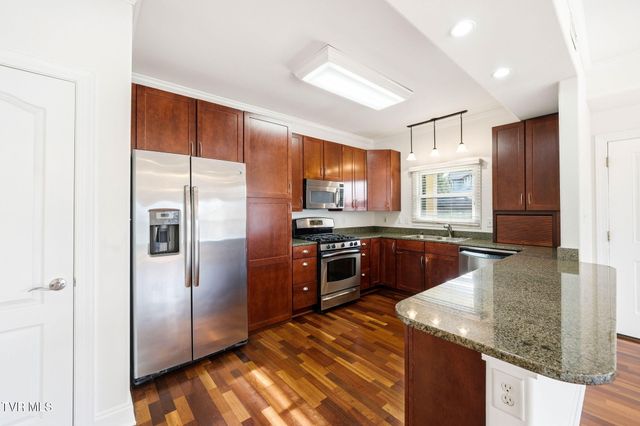 168 Westshore Pointe 168, Johnson City, TN 37601