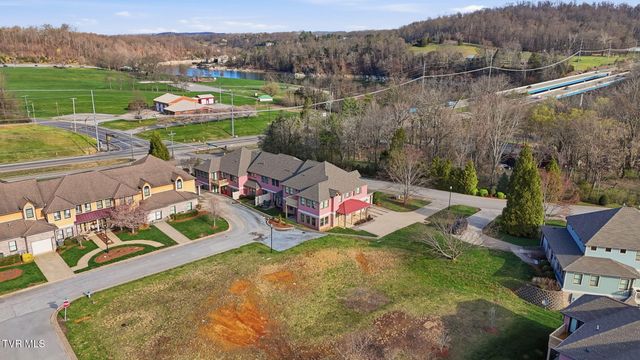 168 Westshore Pointe 168, Johnson City, TN 37601