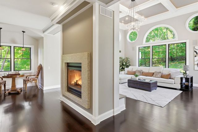 15 Chardonnay Terrace, Bedford, NH 03110