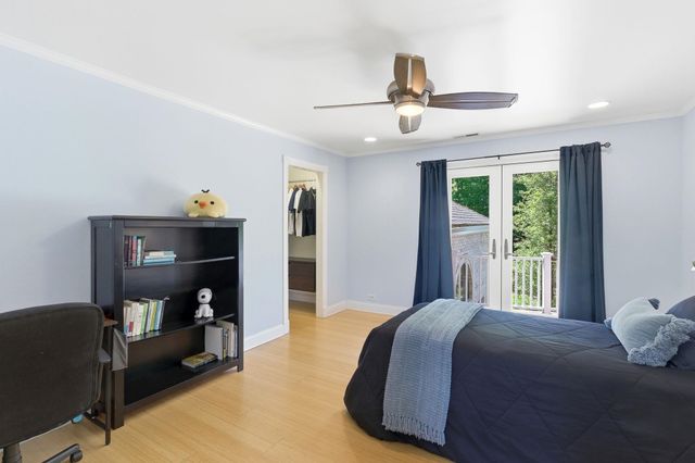 15 Chardonnay Terrace, Bedford, NH 03110