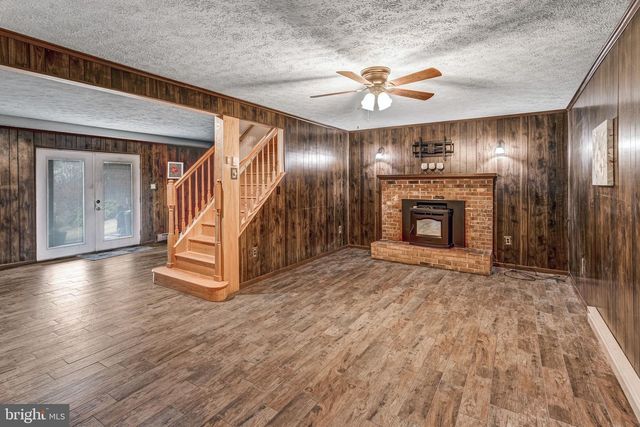 9808 EVANS FORD RD, Manassas, VA 20111