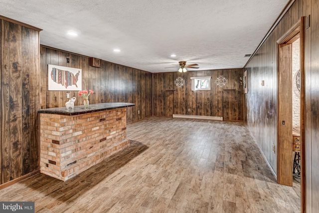 9808 EVANS FORD RD, Manassas, VA 20111