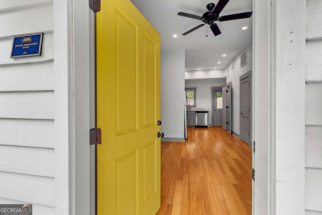 514 E Hall Street, Savannah, GA 31401