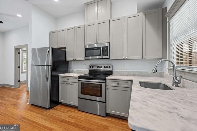 514 E Hall Street, Savannah, GA 31401