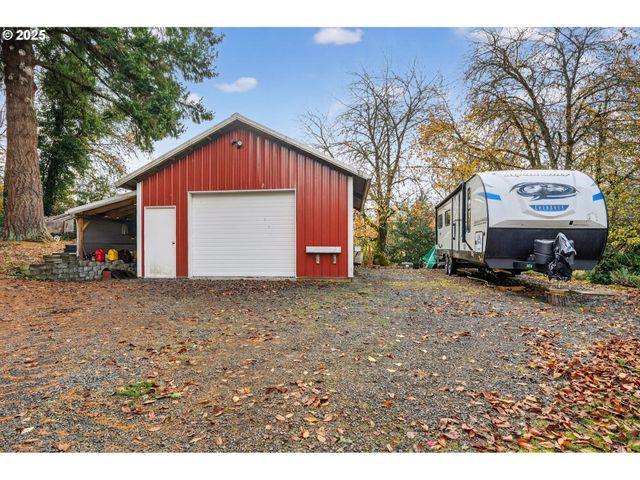 9372 Se BLUE JAY Ln, Boring, OR 97009