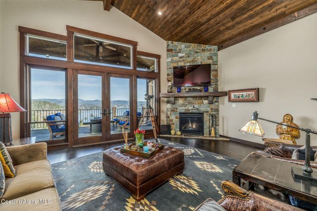 2066 S Espinazo Dr, Coeur D'alene, ID 83814