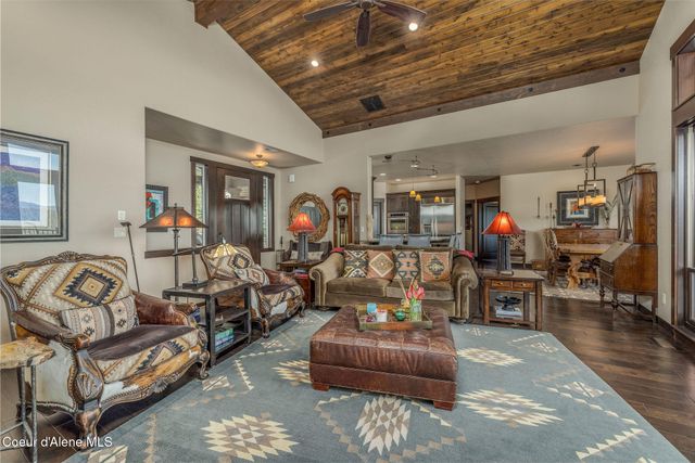 2066 S Espinazo Dr, Coeur D'alene, ID 83814