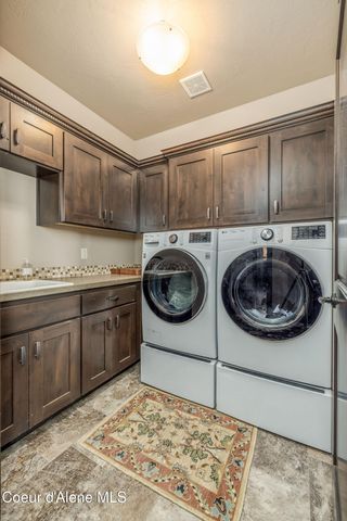 2066 S Espinazo Dr, Coeur D'alene, ID 83814