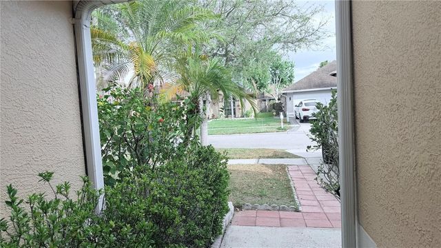10216 OASIS PALM DRIVE, Tampa, FL 33615