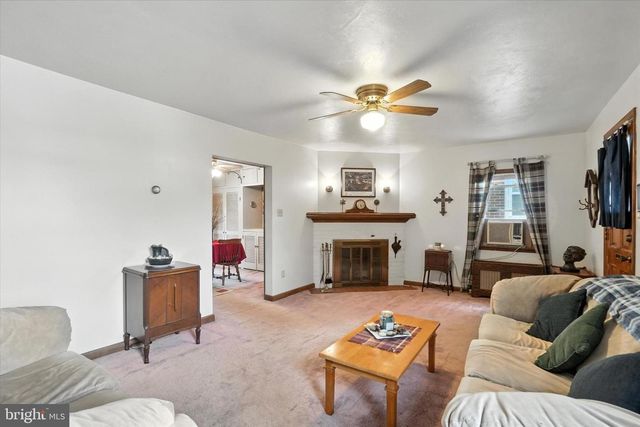 2030 W PHILADELPHIA ST, York, PA 17404