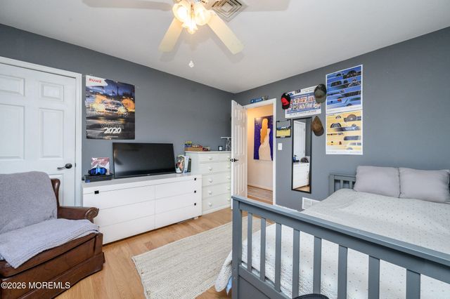 7 King Charles Court, Englishtown, NJ 07726