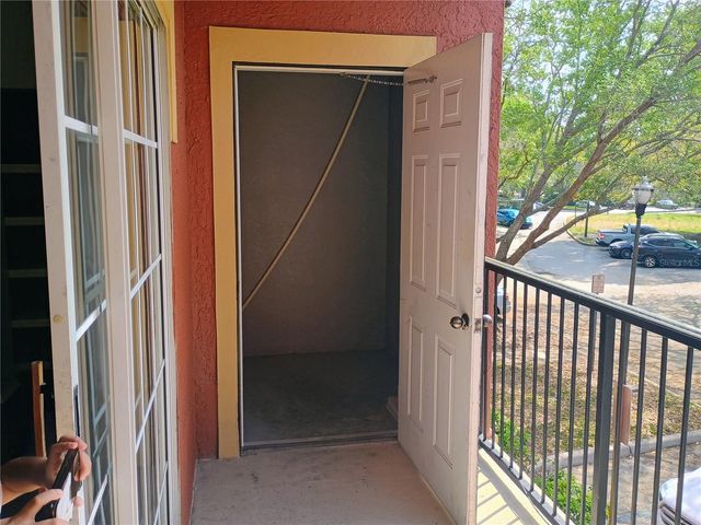 107 VISTA VERDI CIRCLE 201, Lake Mary, FL 32746