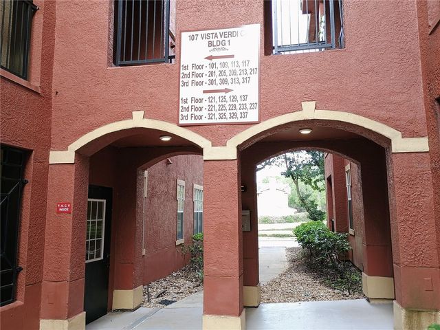 107 VISTA VERDI CIRCLE 201, Lake Mary, FL 32746