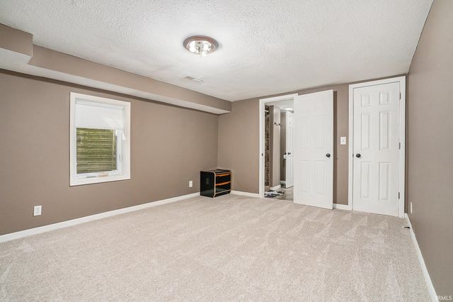 500 Rutter Street, Warsaw, IN 46580