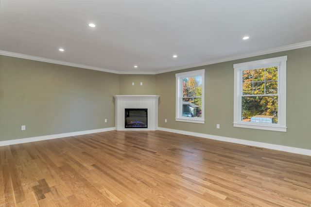 4 Timber Lane, Laconia, NH 03246