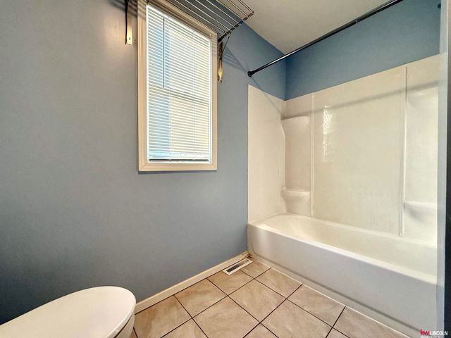 141 W F Street, Lincoln, NE 68508