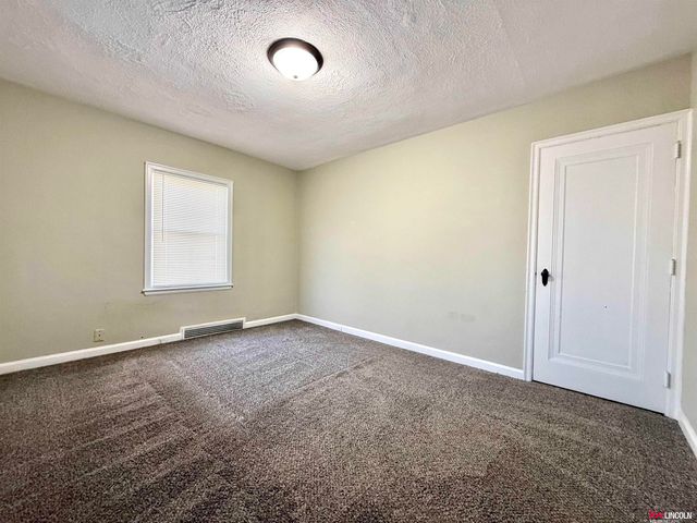 141 W F Street, Lincoln, NE 68508