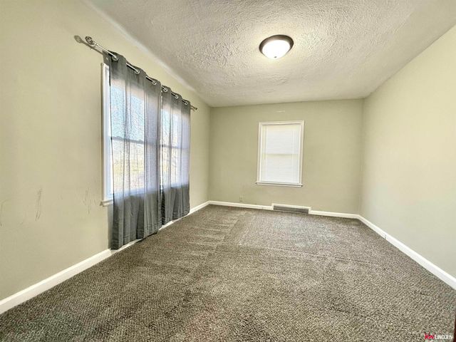 141 W F Street, Lincoln, NE 68508