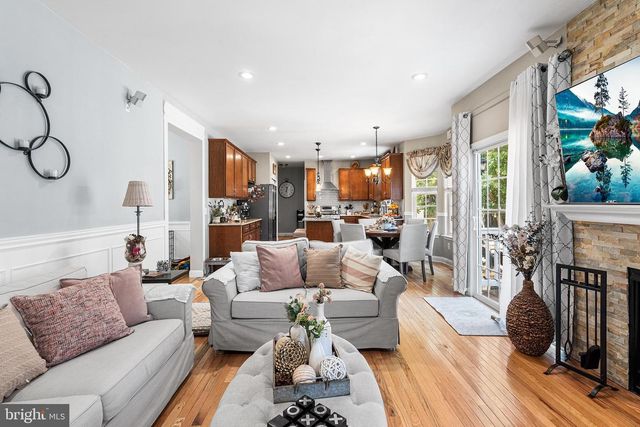 114 BRANCH HILL DR, Egg Harbor Township, NJ 08234