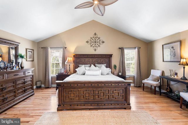 114 BRANCH HILL DR, Egg Harbor Township, NJ 08234