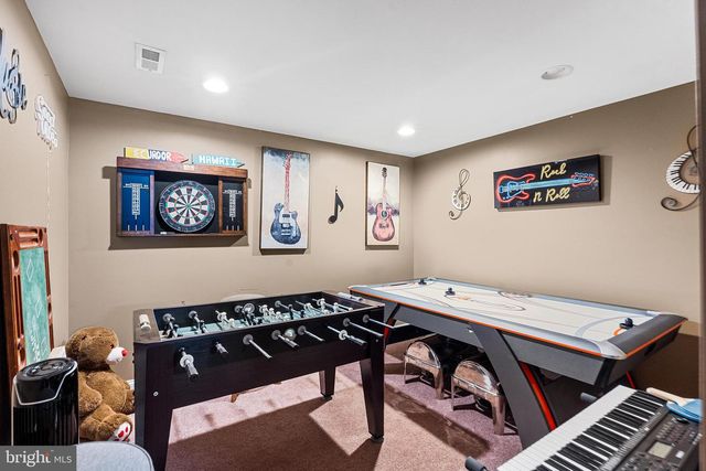 114 BRANCH HILL DR, Egg Harbor Township, NJ 08234