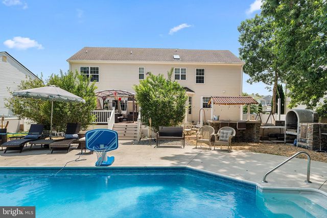 114 BRANCH HILL DR, Egg Harbor Township, NJ 08234