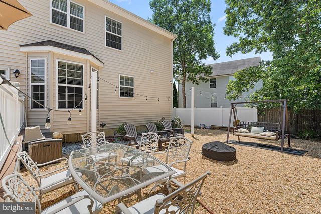 114 BRANCH HILL DR, Egg Harbor Township, NJ 08234