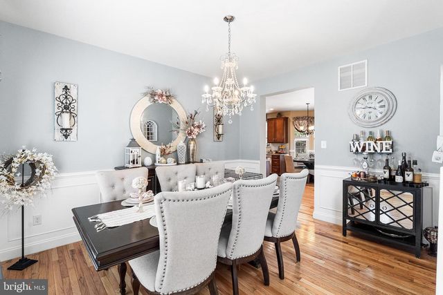 114 BRANCH HILL DR, Egg Harbor Township, NJ 08234