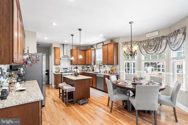 114 BRANCH HILL DR, Egg Harbor Township, NJ 08234
