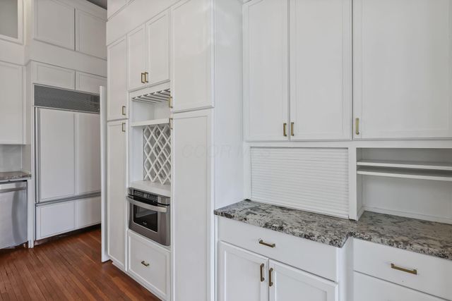 615 E Town Street, Columbus, OH 43215