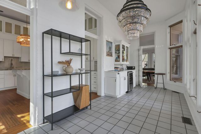 615 E Town Street, Columbus, OH 43215