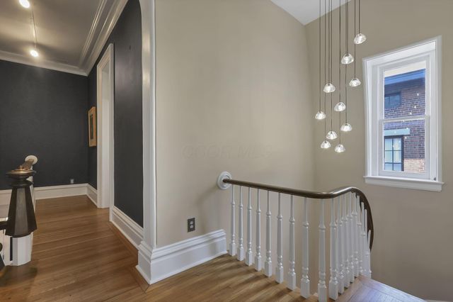 615 E Town Street, Columbus, OH 43215