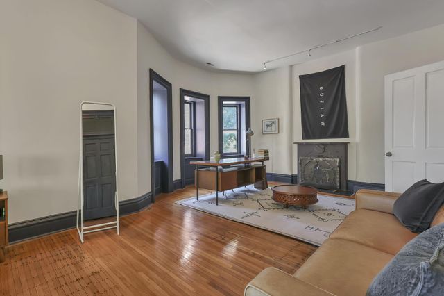 615 E Town Street, Columbus, OH 43215