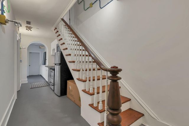 615 E Town Street, Columbus, OH 43215