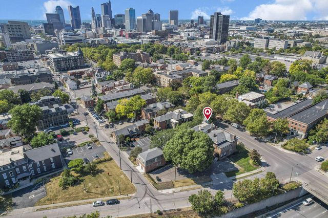 615 E Town Street, Columbus, OH 43215