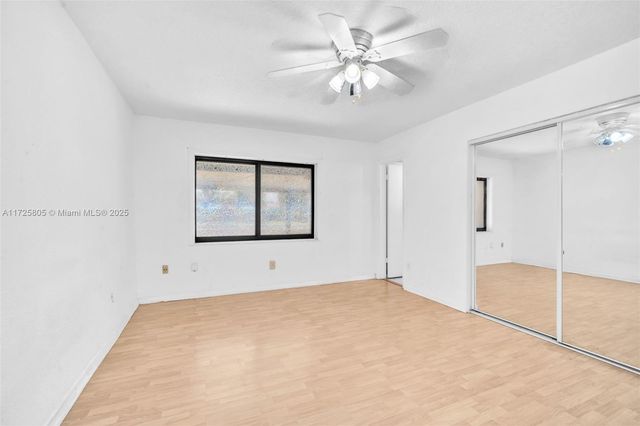 12104 SW 110th St Cir S, Miami, FL 33186