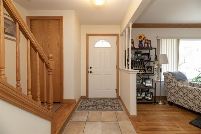 8765 Buckskin Drive, Commerce Twp, MI 48382