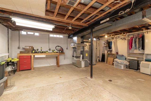 8765 Buckskin Drive, Commerce Twp, MI 48382