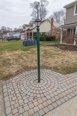 8765 Buckskin Drive, Commerce Twp, MI 48382