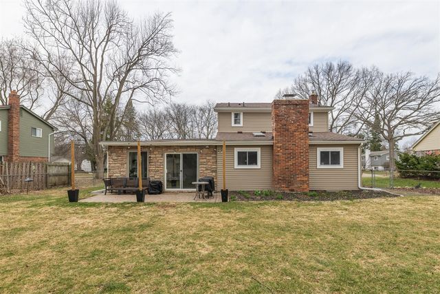 8765 Buckskin Drive, Commerce Twp, MI 48382