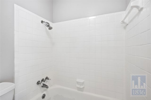 1111 W 10th ST 209, Austin, TX 78703